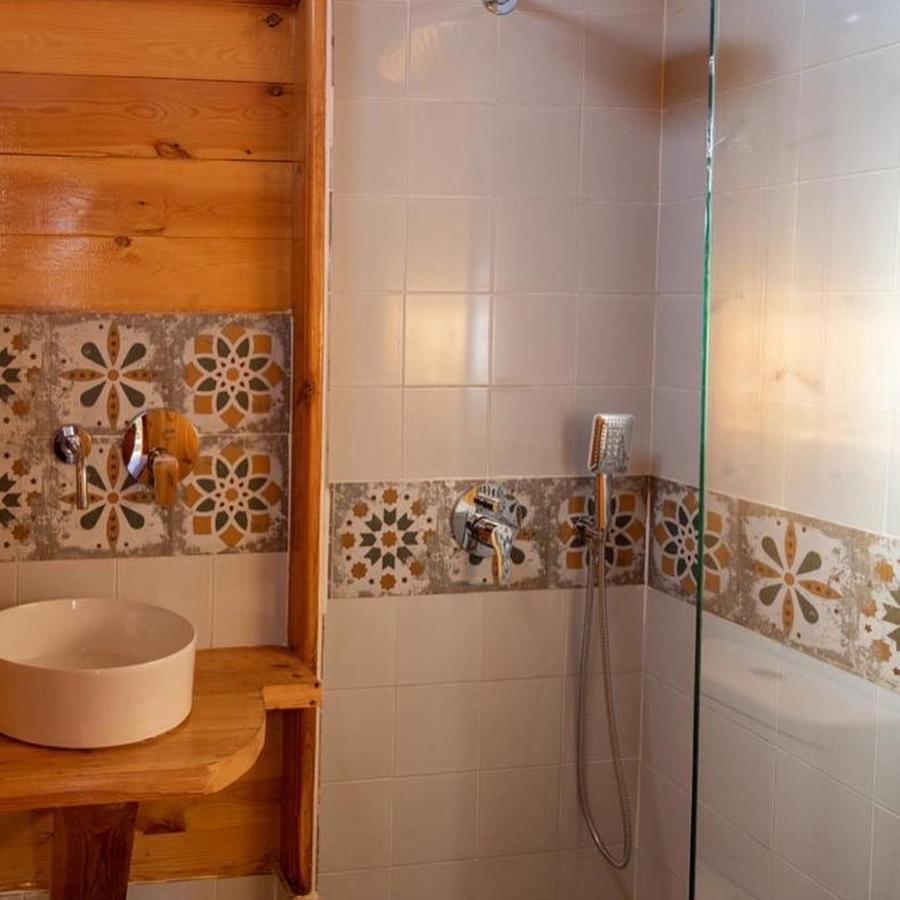 Northern Lake Lodge Izbat Ilyas Εξωτερικό φωτογραφία